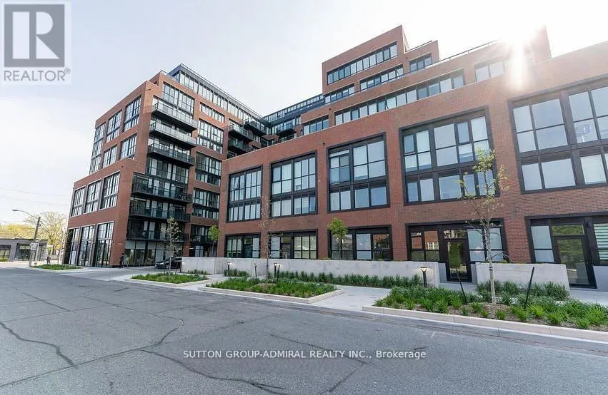 718 - 2300 ST CLAIR AVENUE W