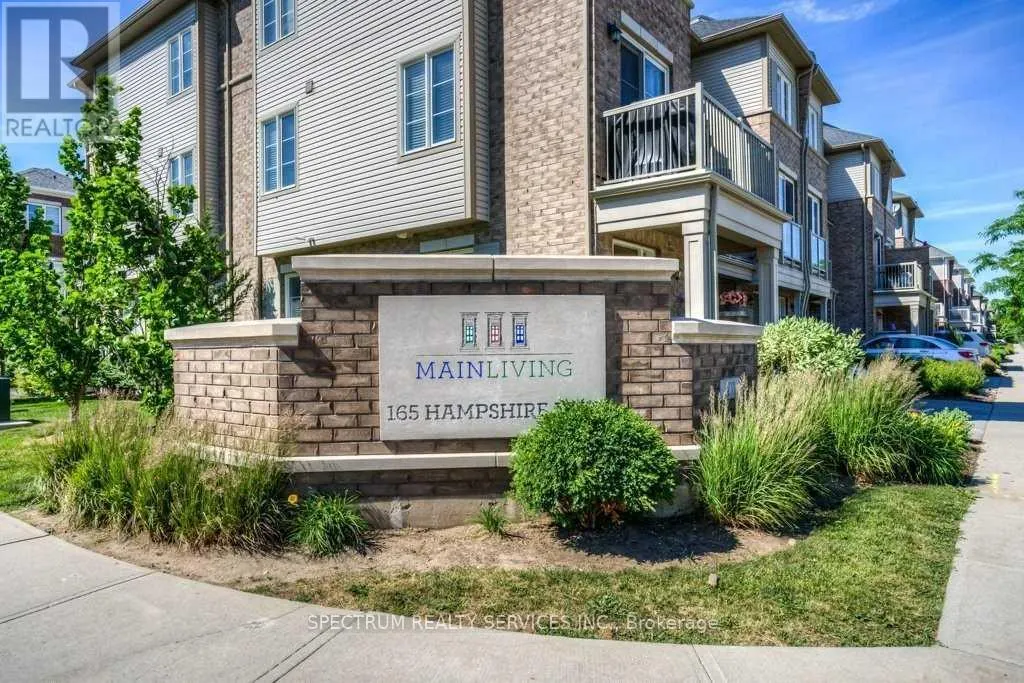 31 - 165 HAMPSHIRE WAY