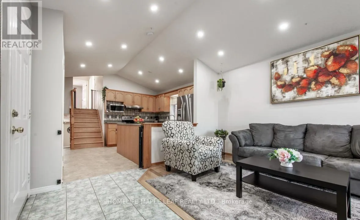 53 BISCAYNE CRESCENT