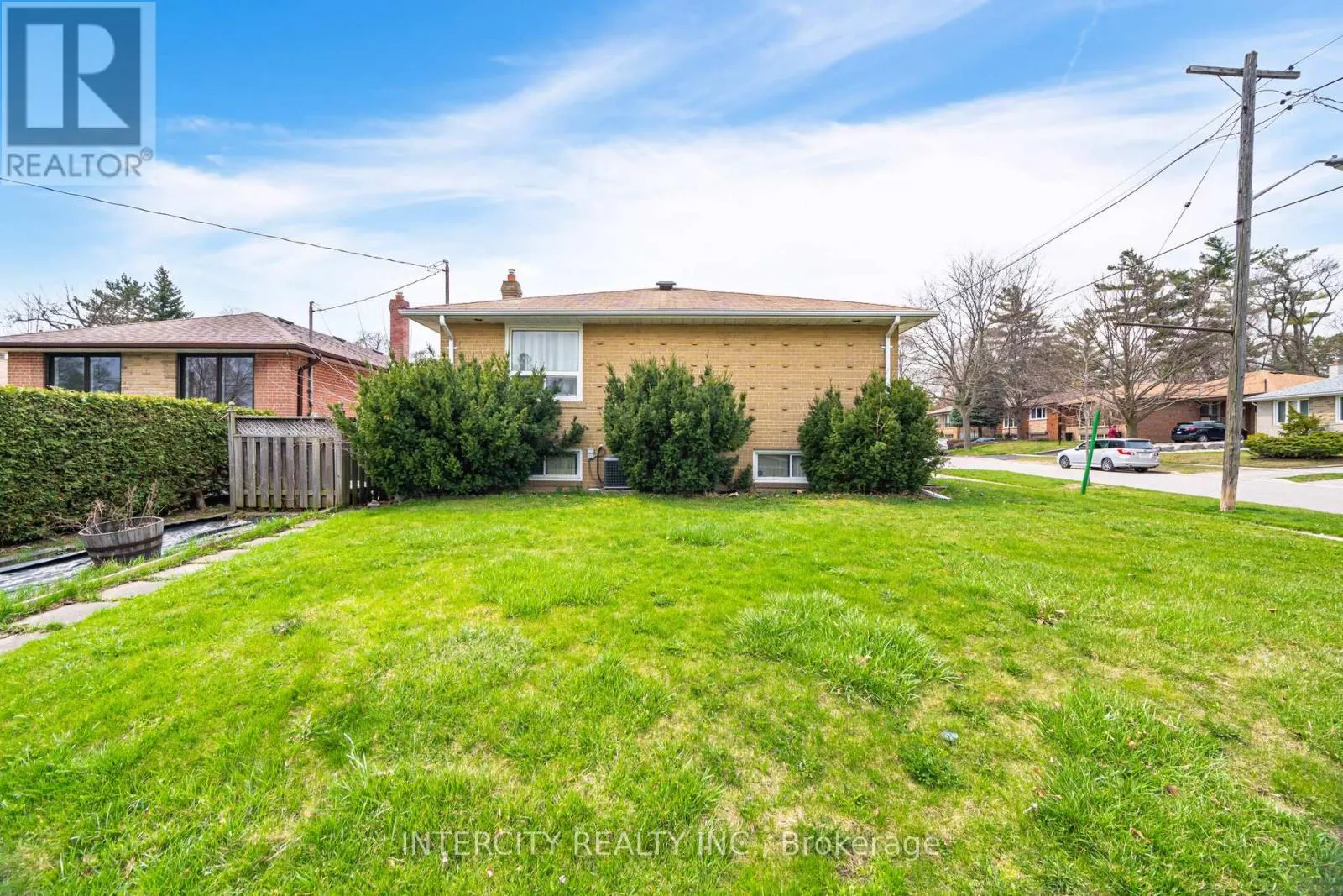 31 MUNHALL ROAD