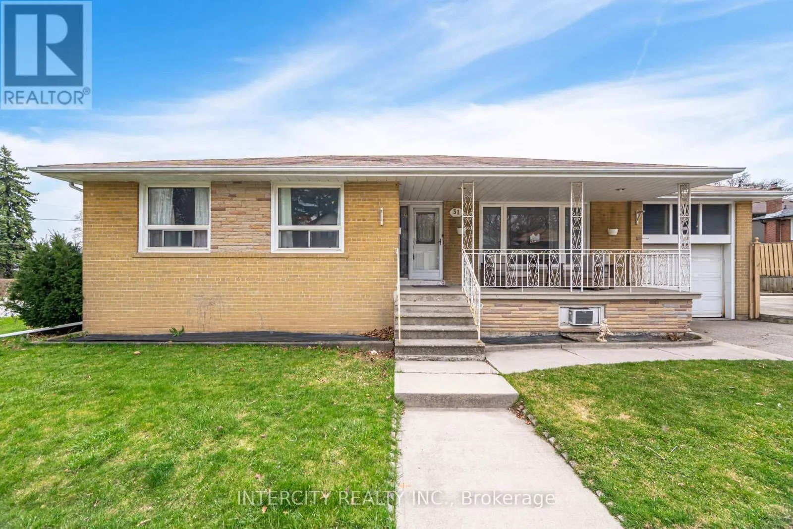 31 MUNHALL ROAD