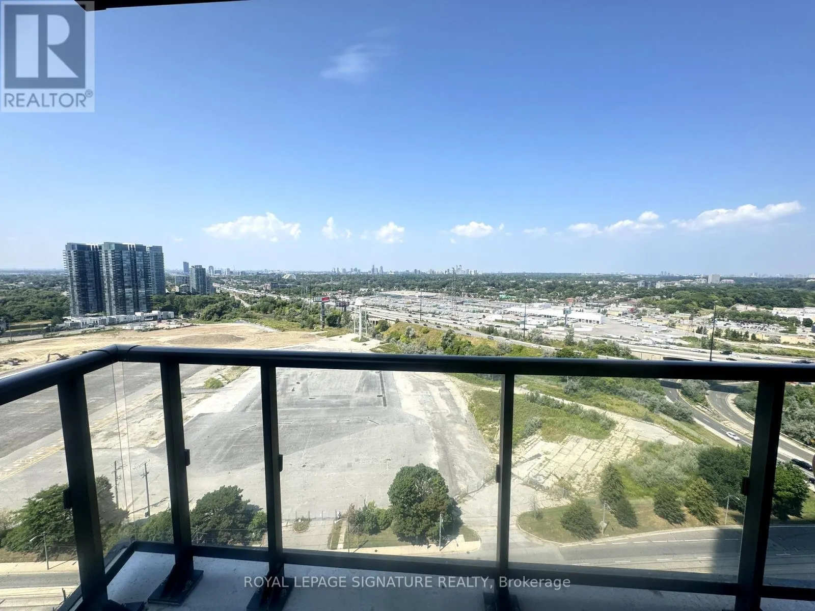 2208 - 38 ANNIE CRAIG DRIVE