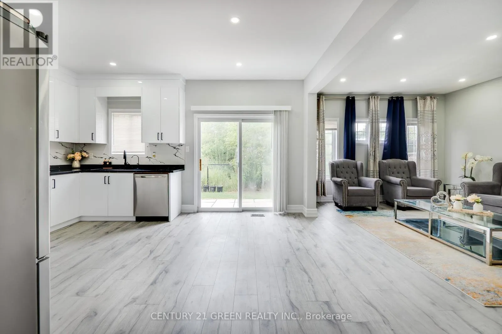3873 BRINWOOD GATE
