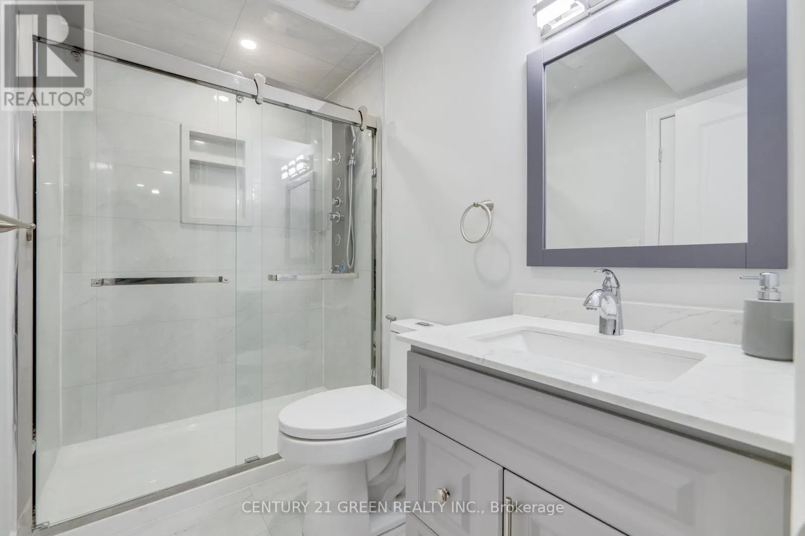 3873 BRINWOOD GATE
