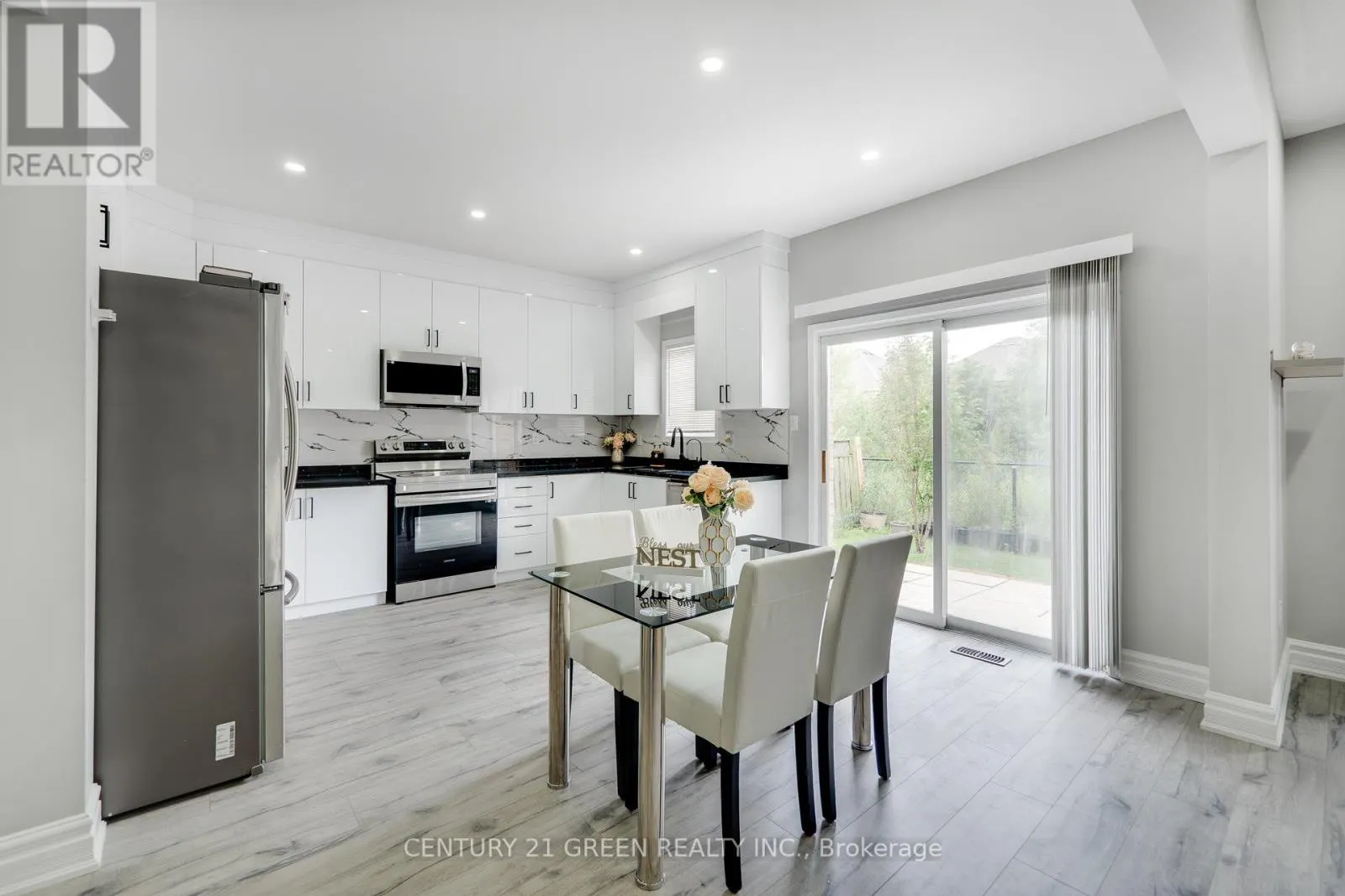 3873 BRINWOOD GATE