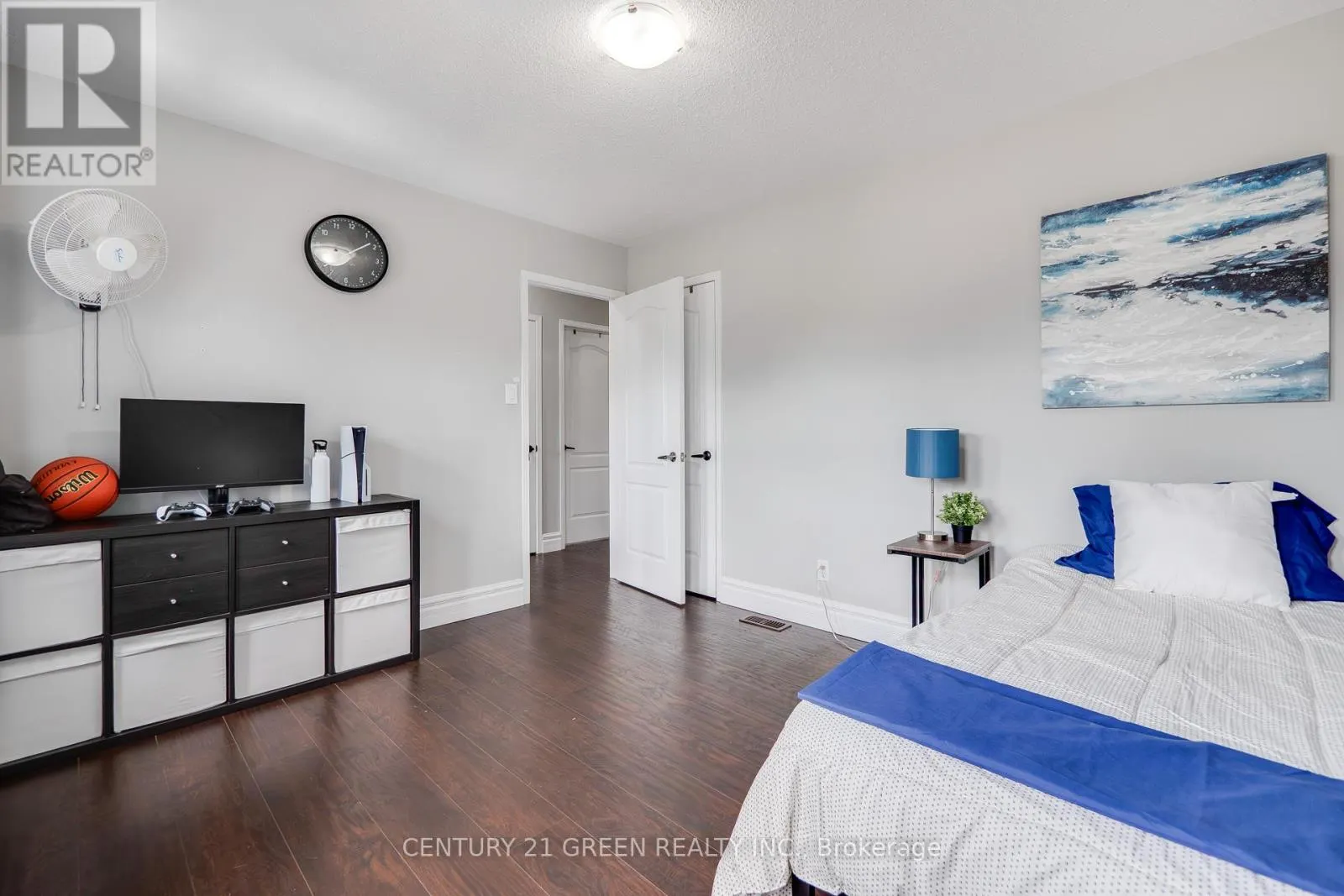 3873 BRINWOOD GATE