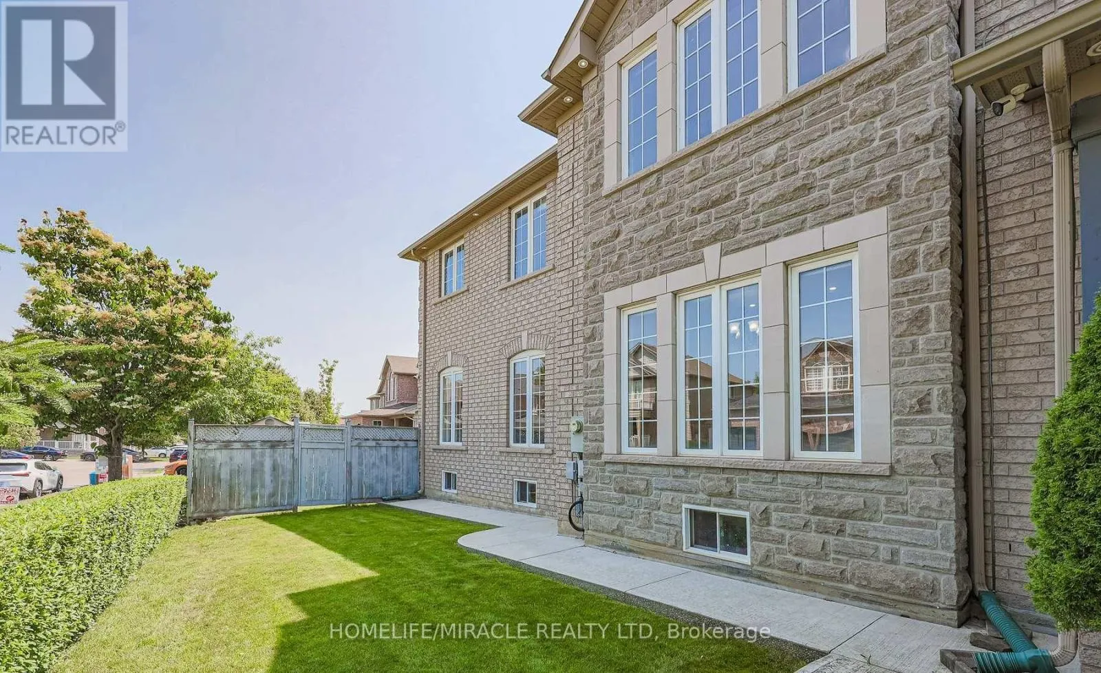 185 MOUNTAINASH ROAD