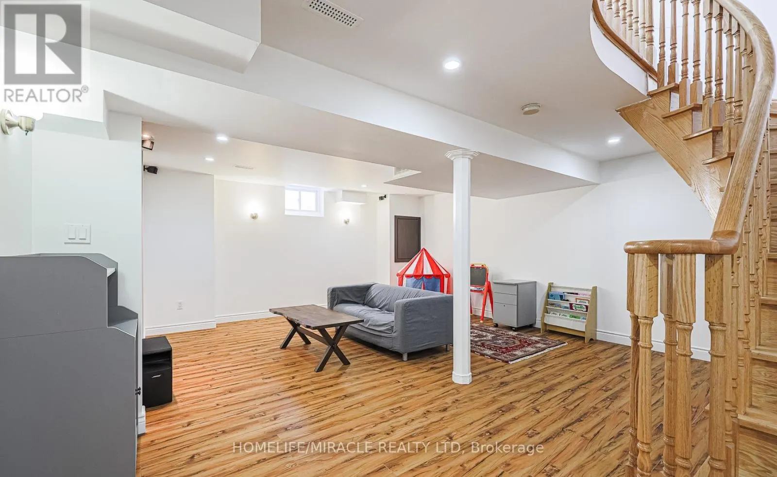 185 MOUNTAINASH ROAD