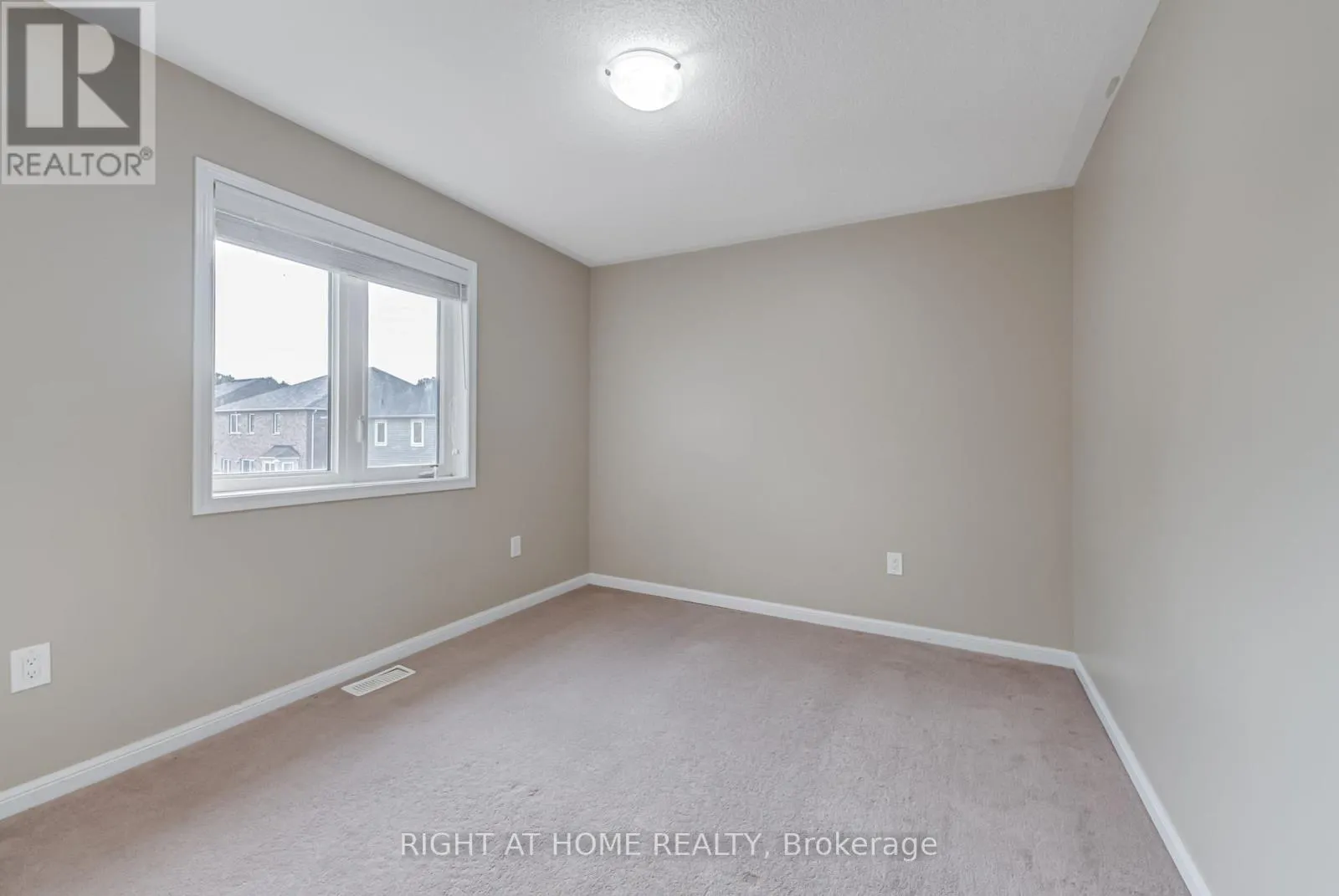 38 AYLESBURY DRIVE