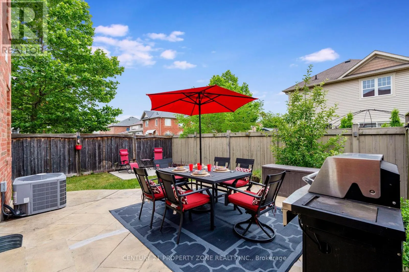 290 WOODLEY CRESCENT