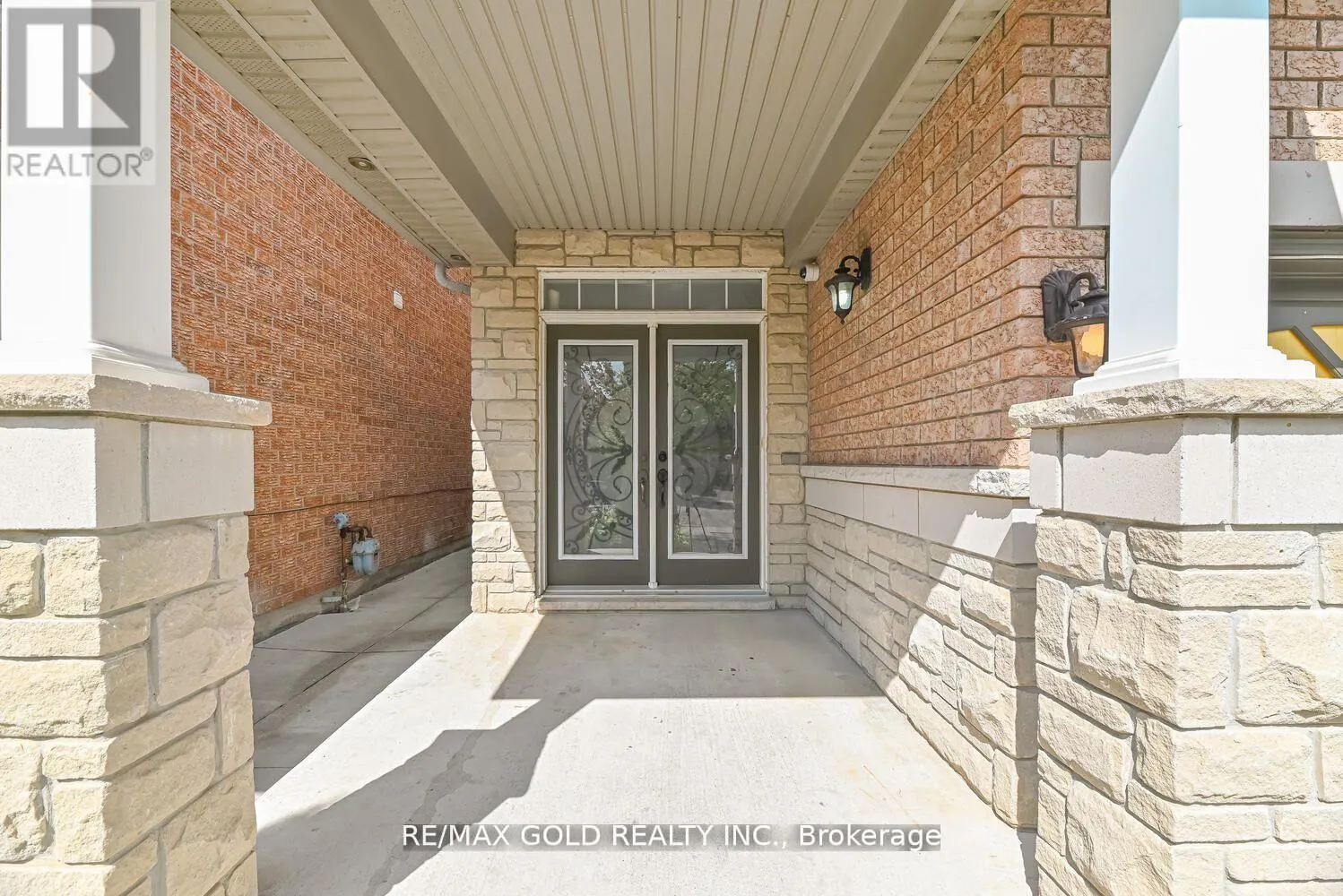 21 SUNNYVALE GATE