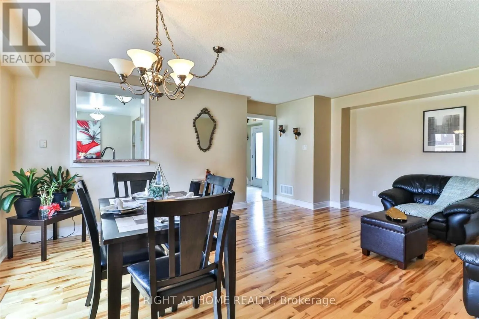 34 DRINKWATER ROAD N