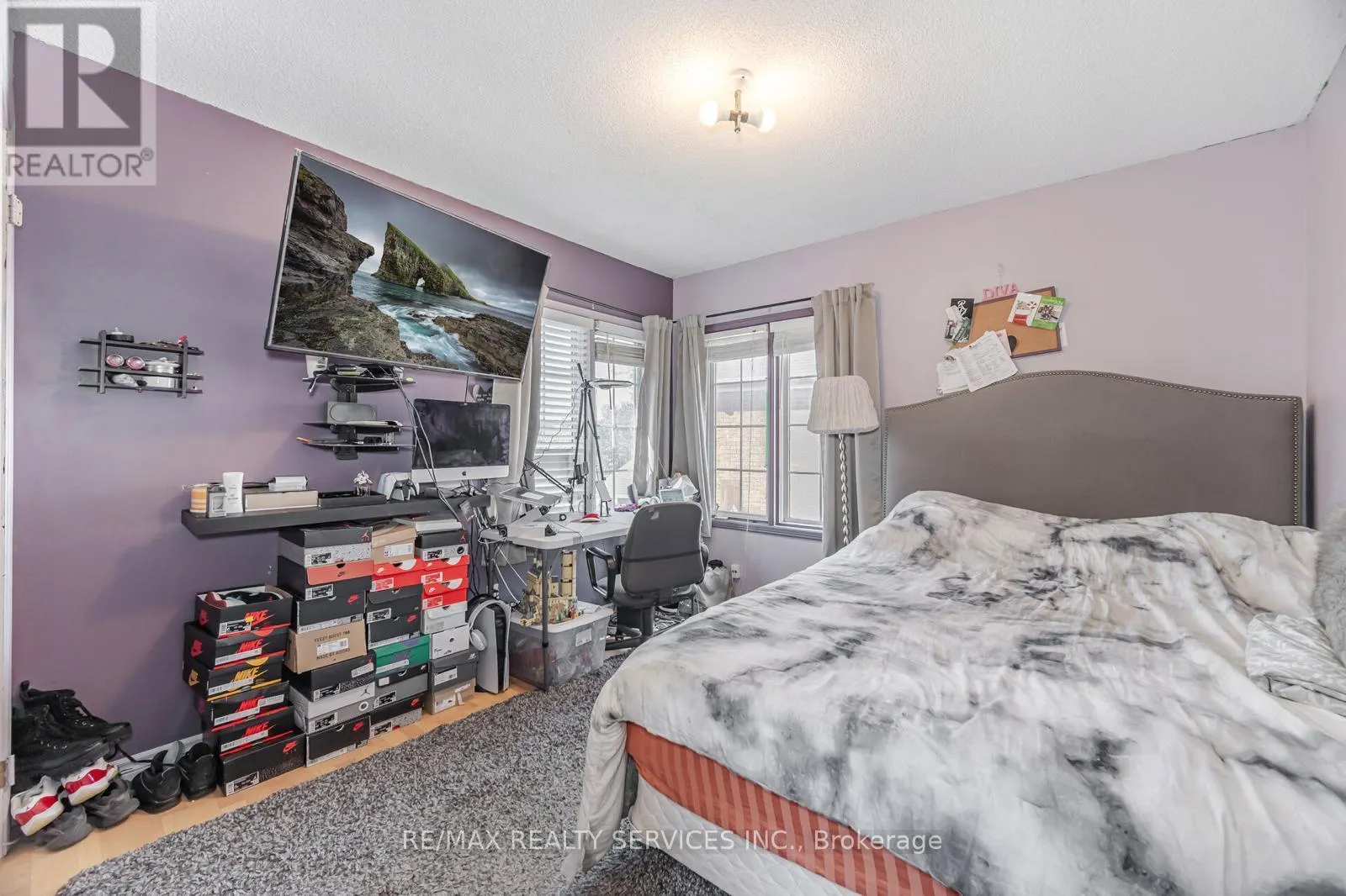93 ALASKAN SUMMIT COURT