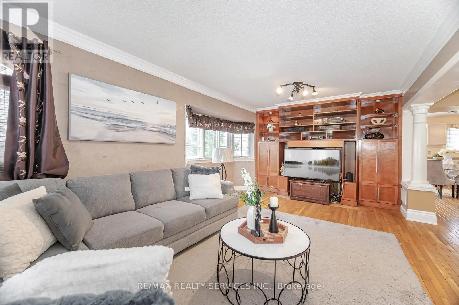 93 ALASKAN SUMMIT COURT