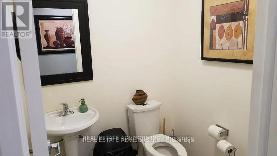 2361 LAKESHORE ROAD W