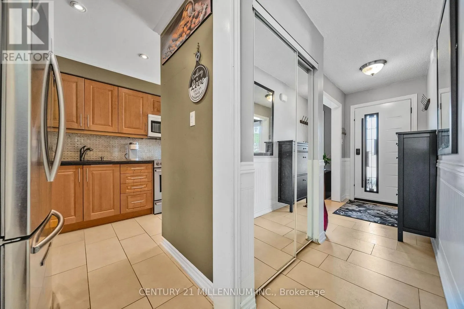 34 GARDENIA WAY