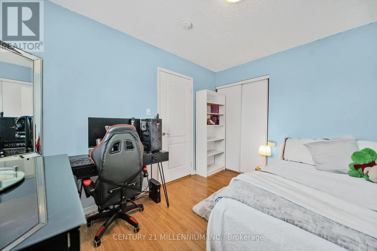 34 GARDENIA WAY