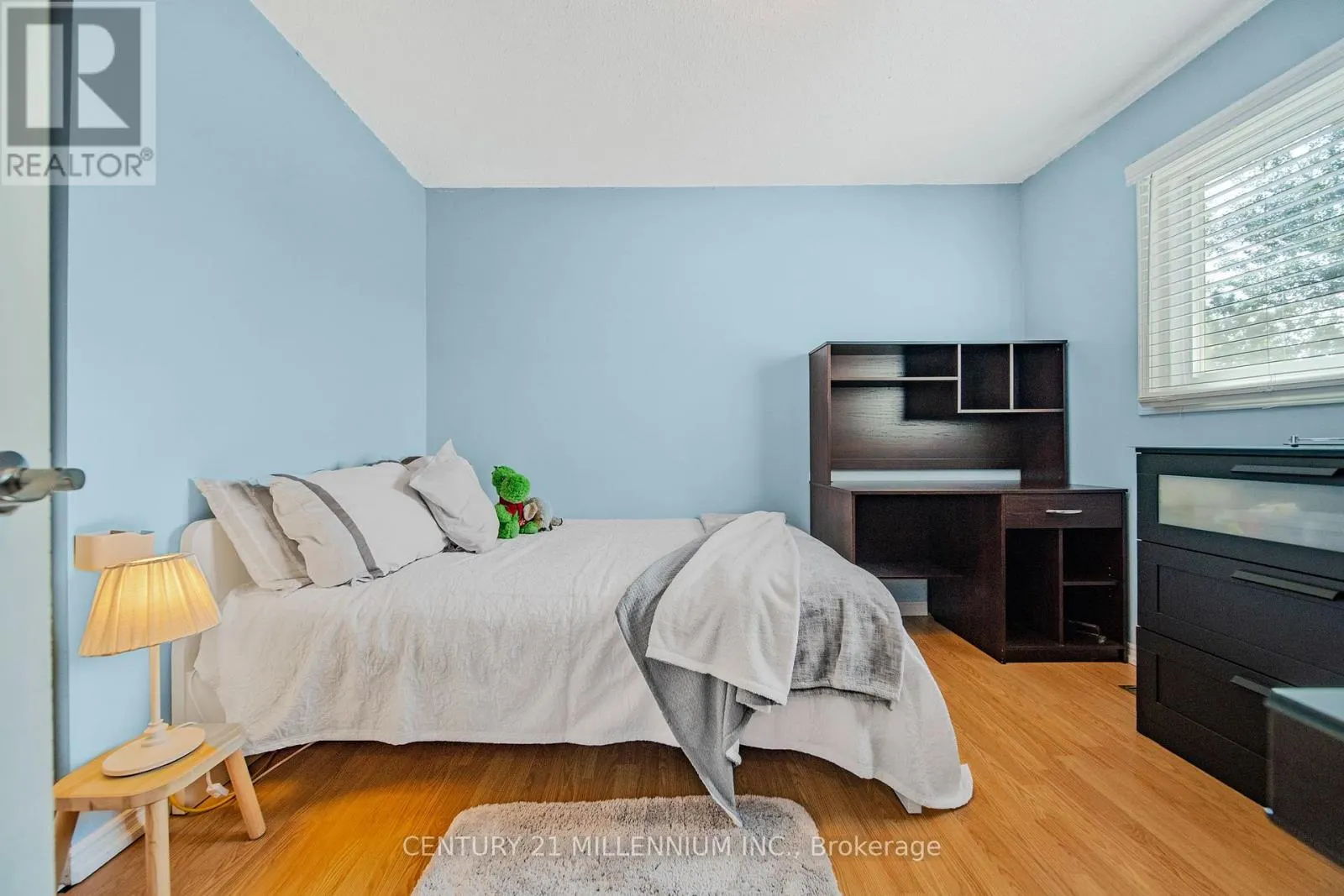 34 GARDENIA WAY
