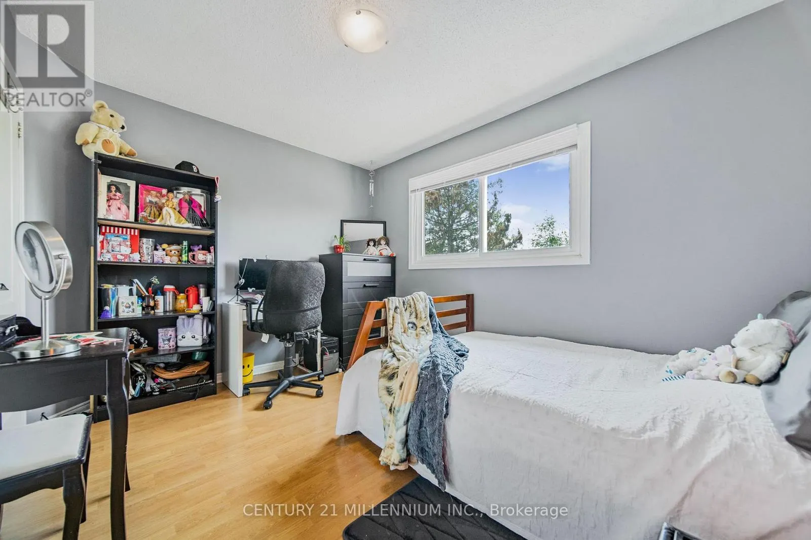 34 GARDENIA WAY