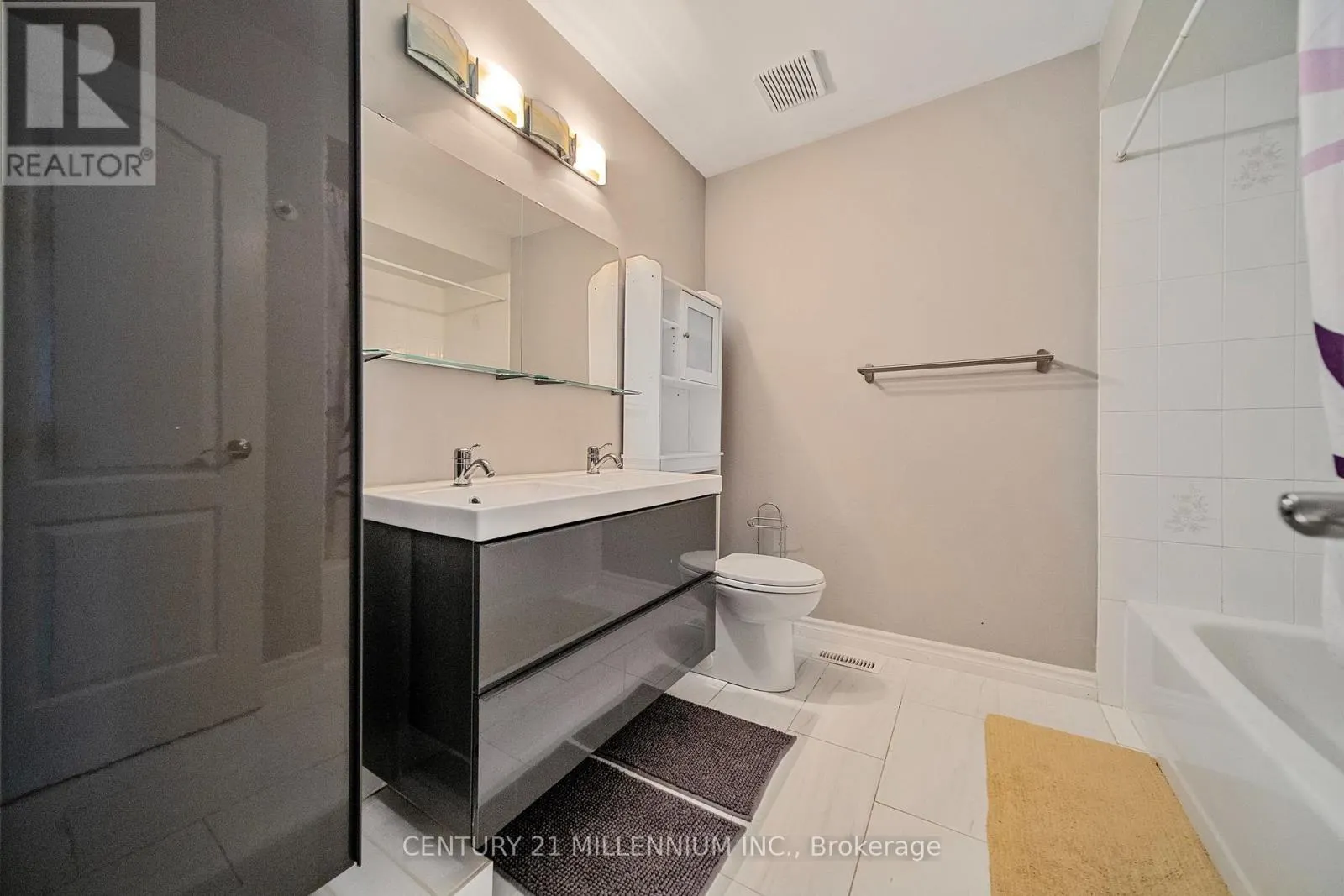 34 GARDENIA WAY