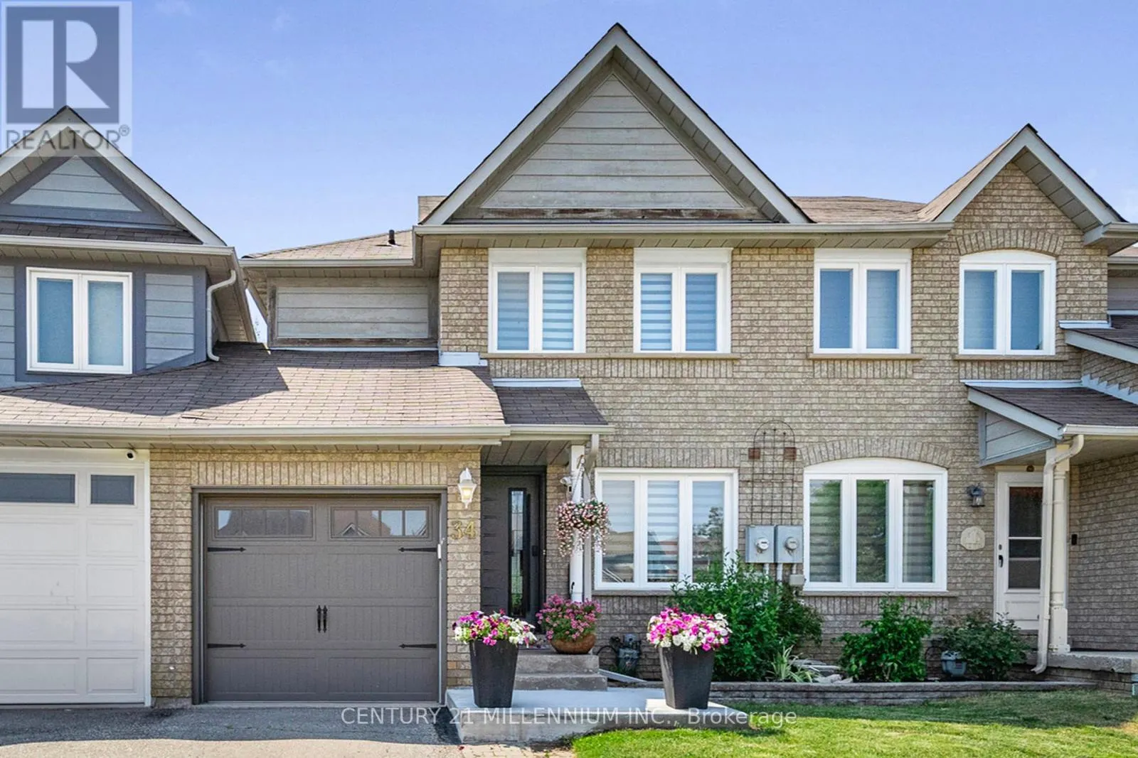 34 GARDENIA WAY