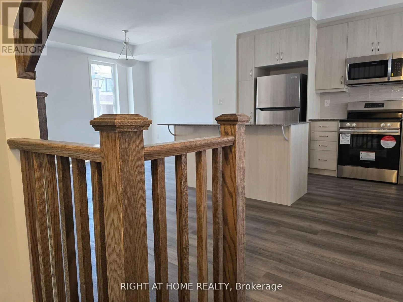 29 - 1317 LERICHE WAY