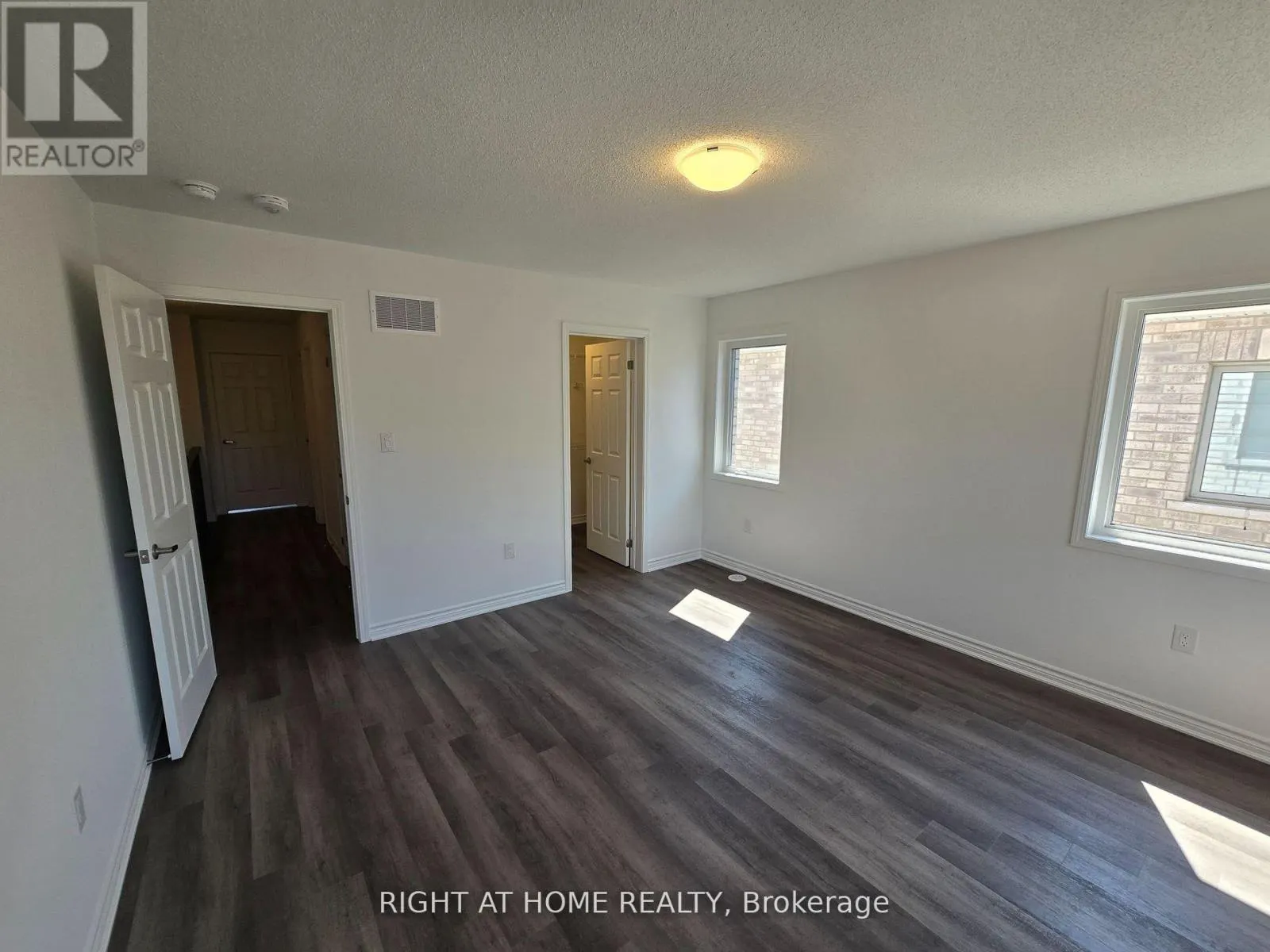 29 - 1317 LERICHE WAY