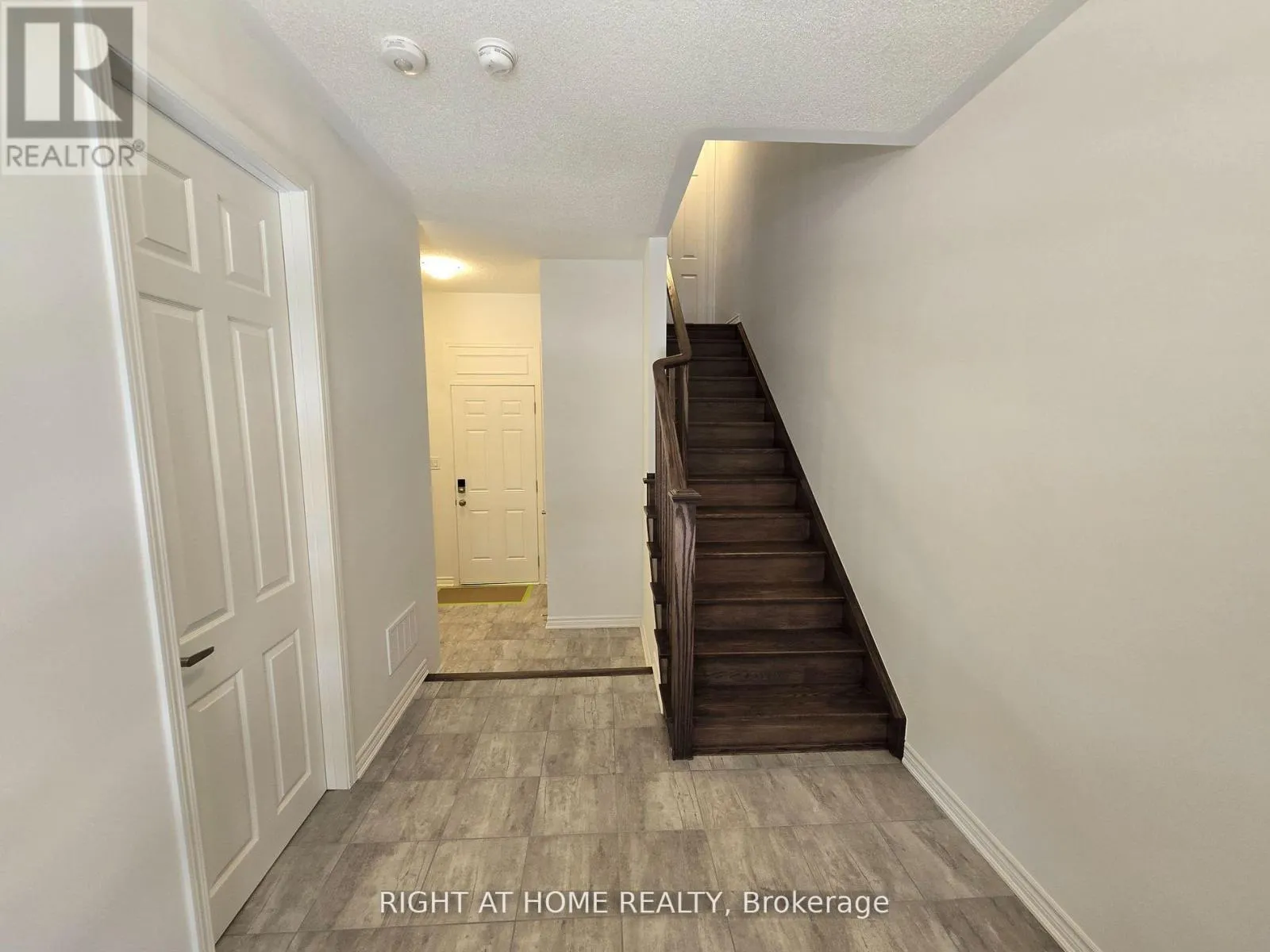 29 - 1317 LERICHE WAY