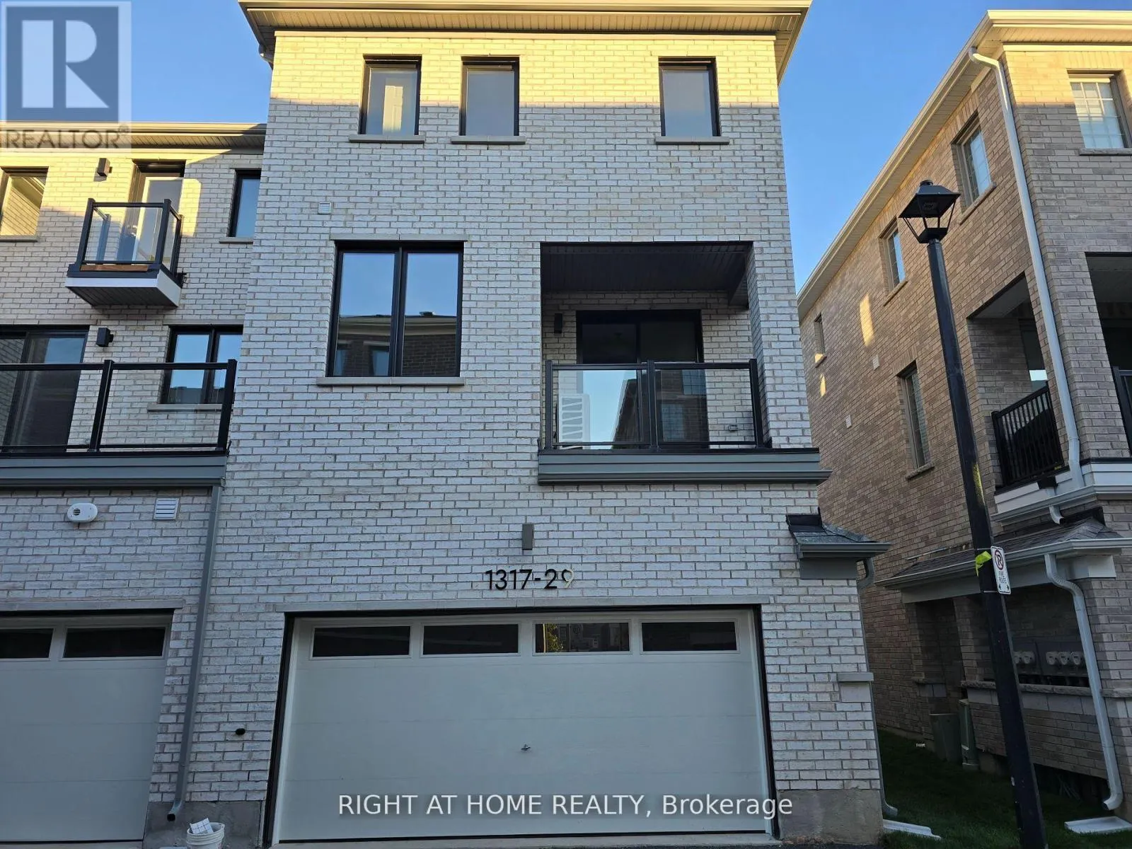 29 - 1317 LERICHE WAY