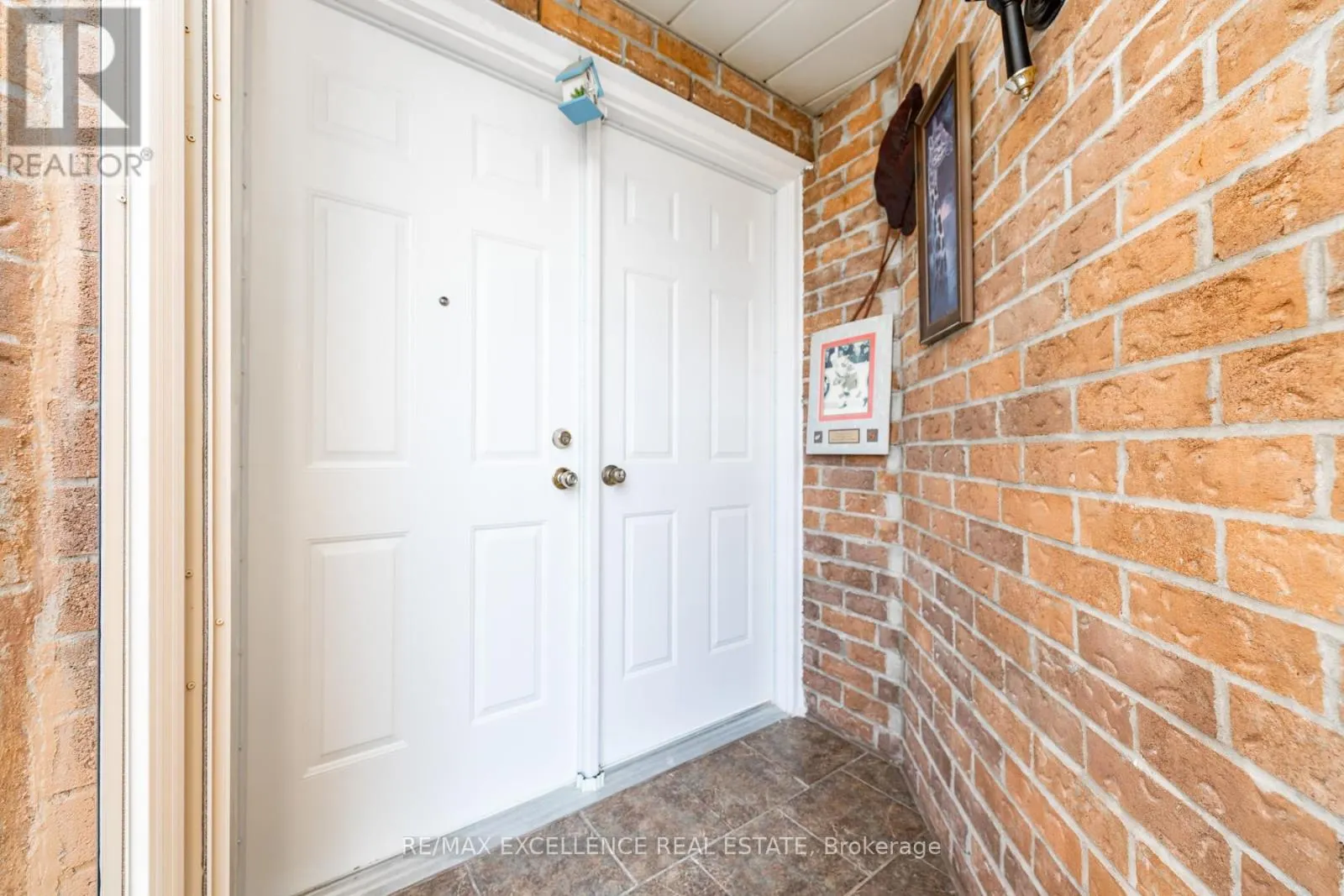 55 ATKINS CIRCLE