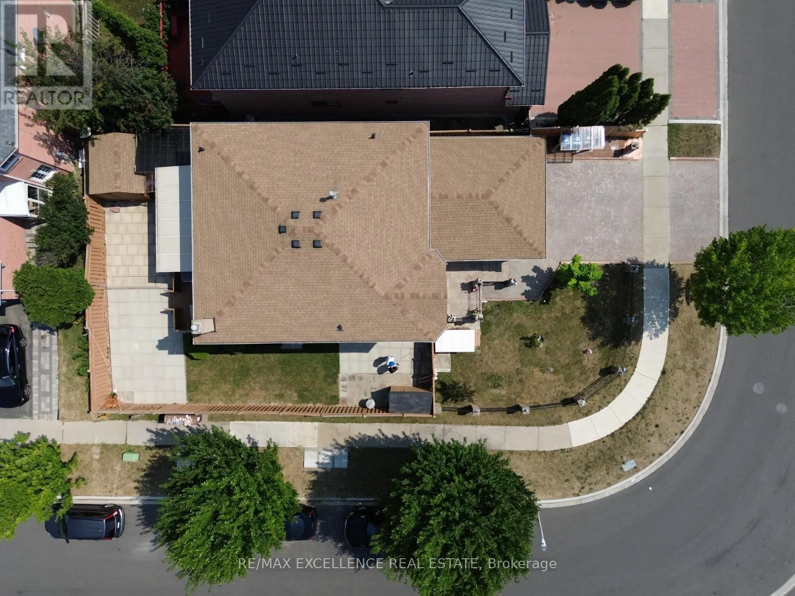 55 ATKINS CIRCLE
