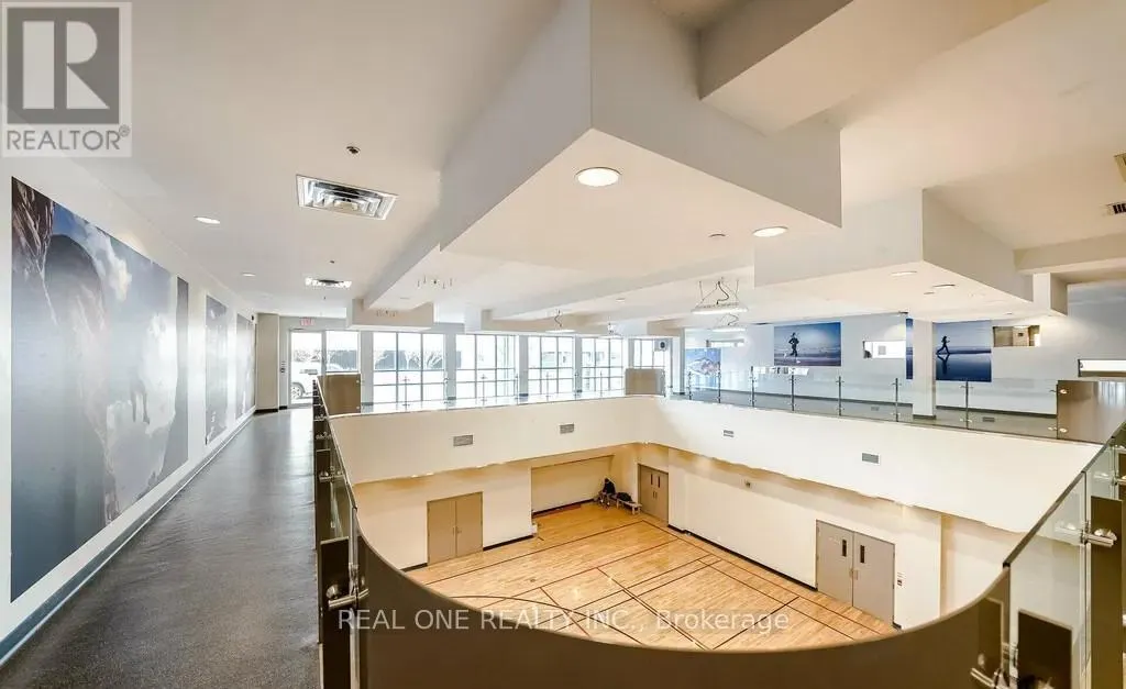 405 - 50 ABSOLUTE AVENUE
