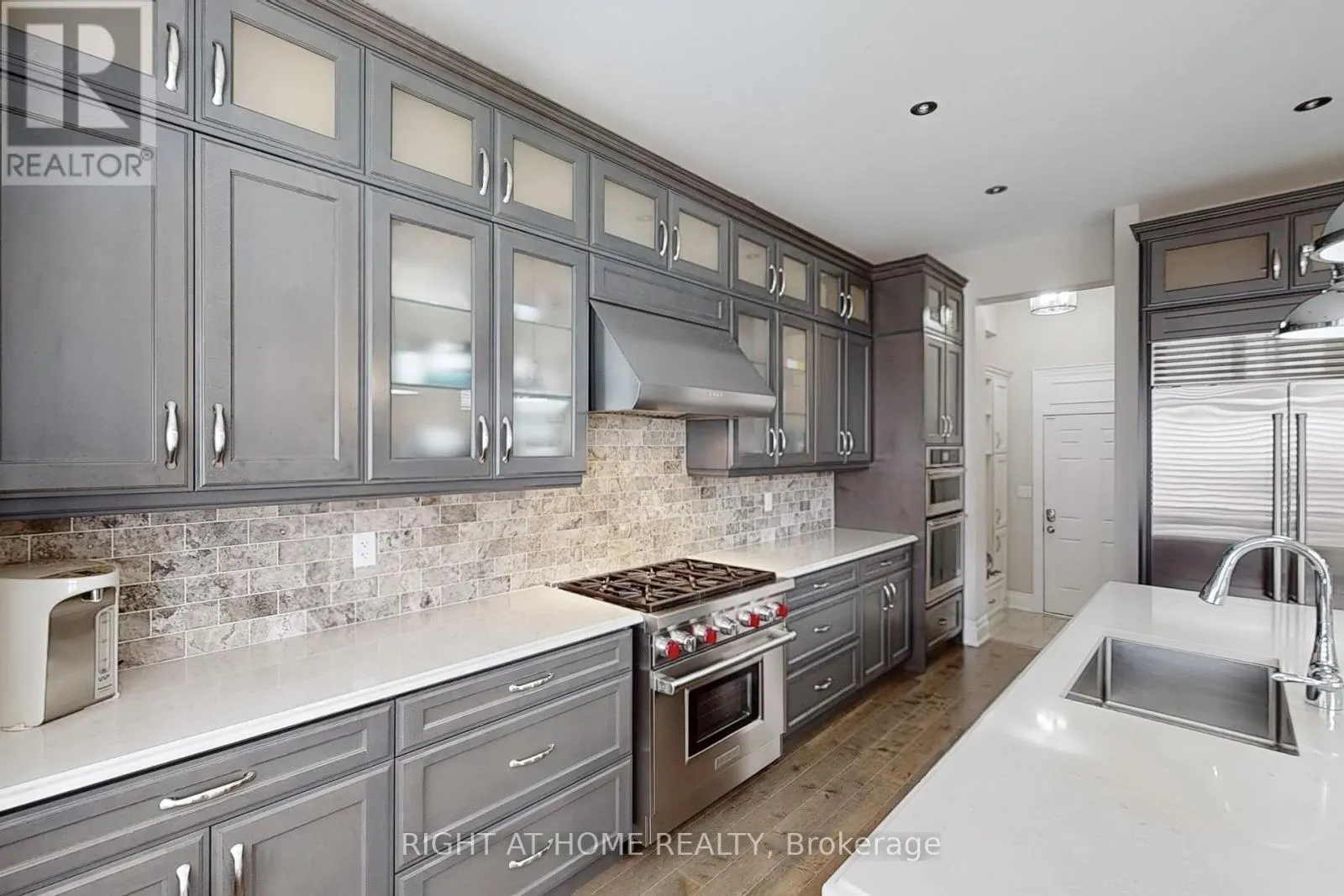 421 GINGER GATE N