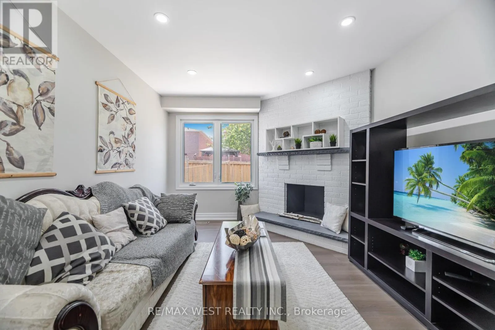 5088 GUILDWOOD WAY