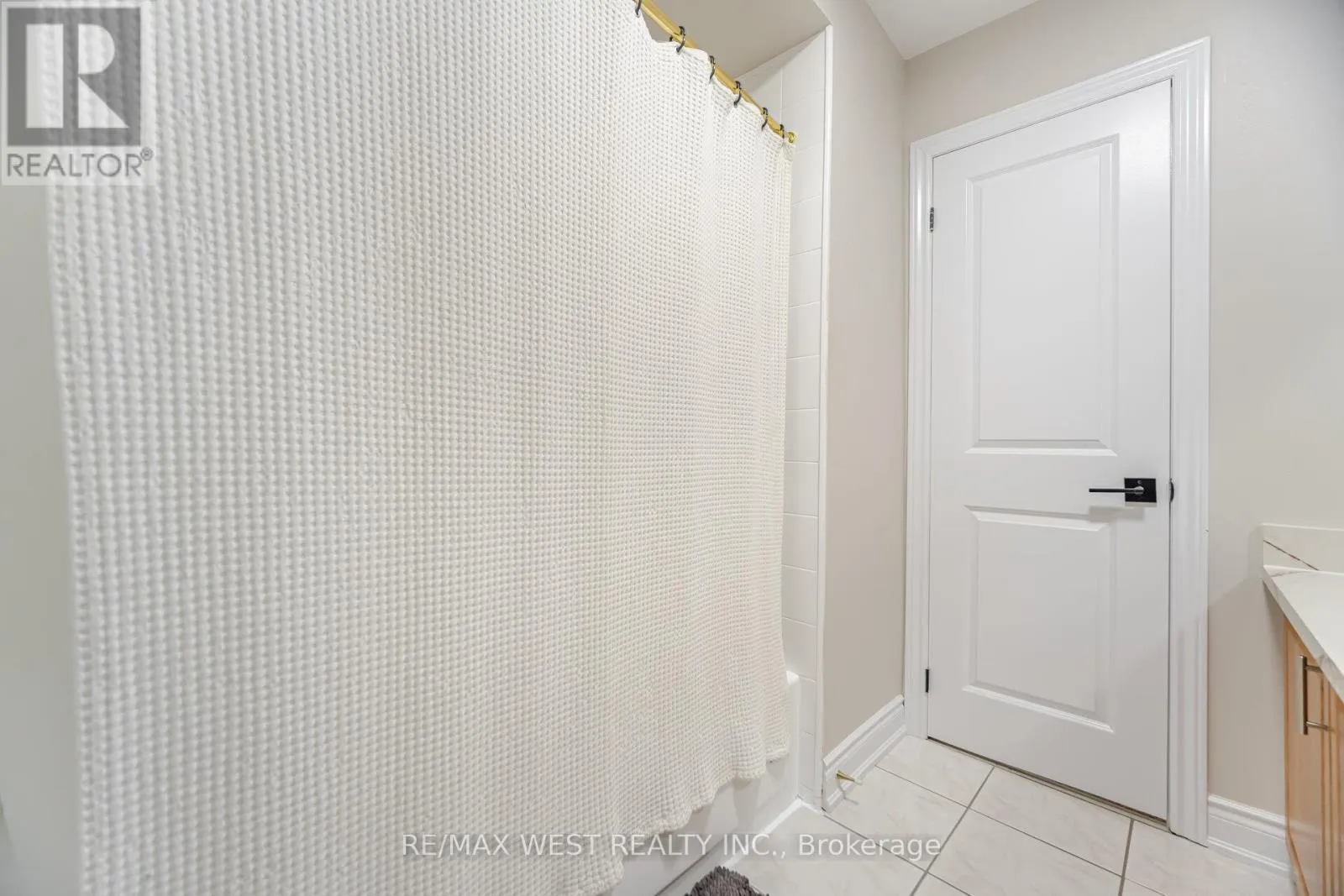 5088 GUILDWOOD WAY