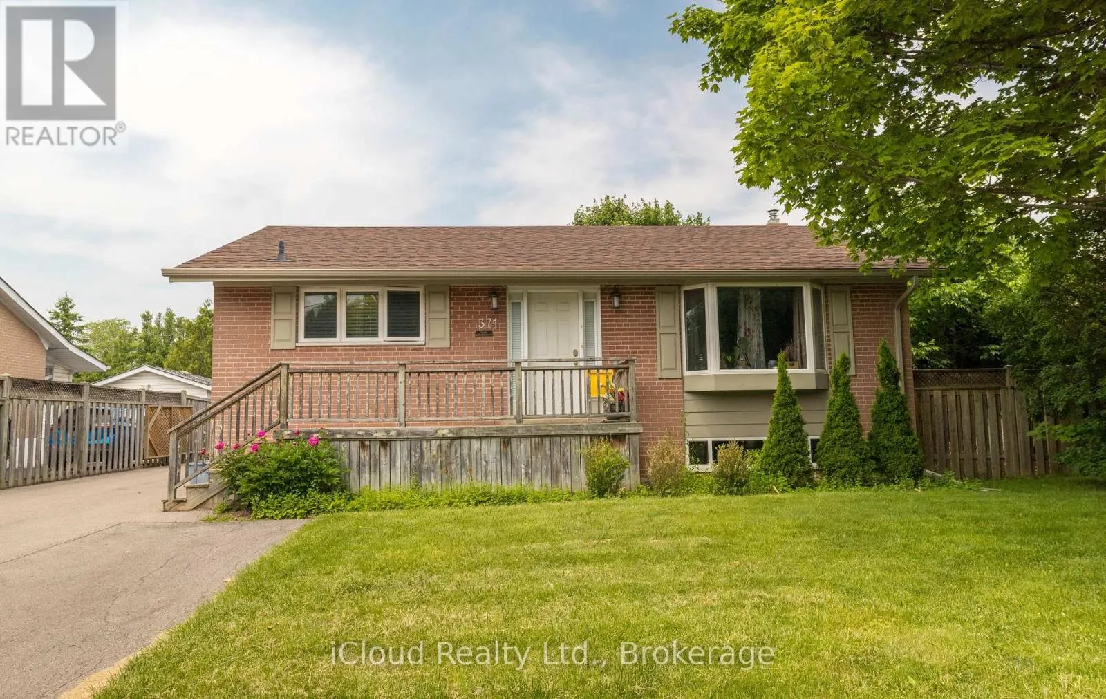 371 MEADOWBROOK DRIVE