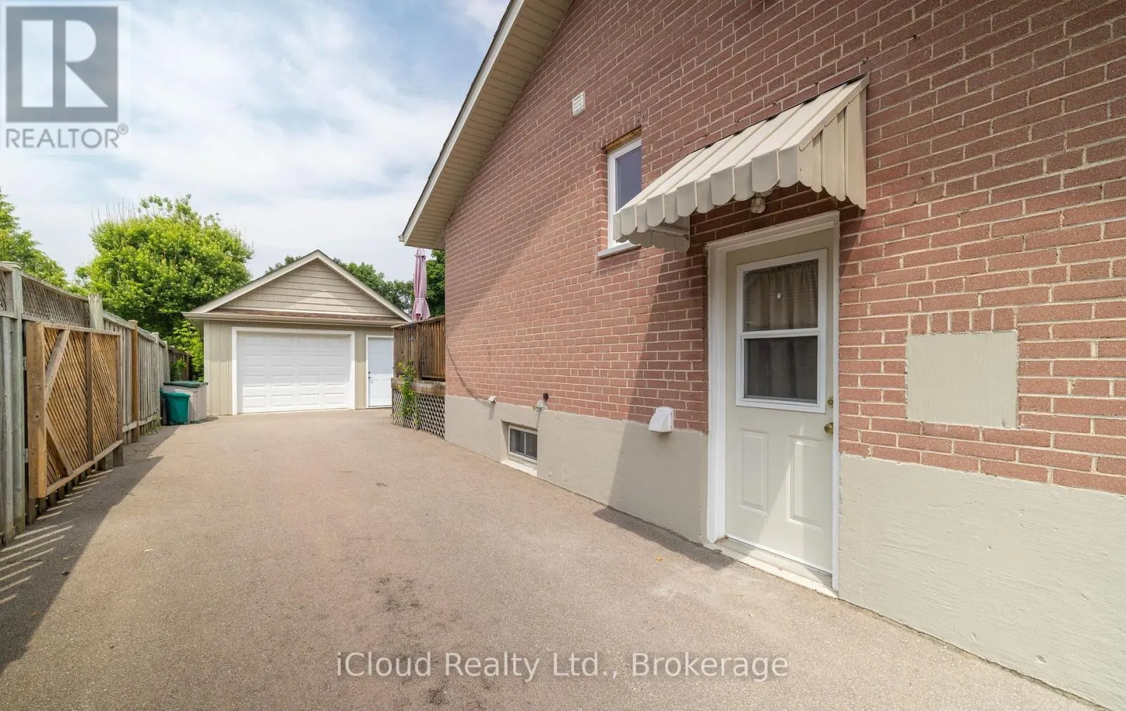 371 MEADOWBROOK DRIVE