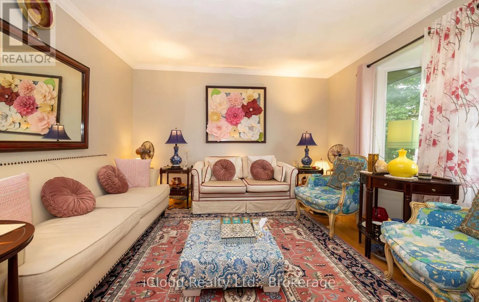 371 MEADOWBROOK DRIVE