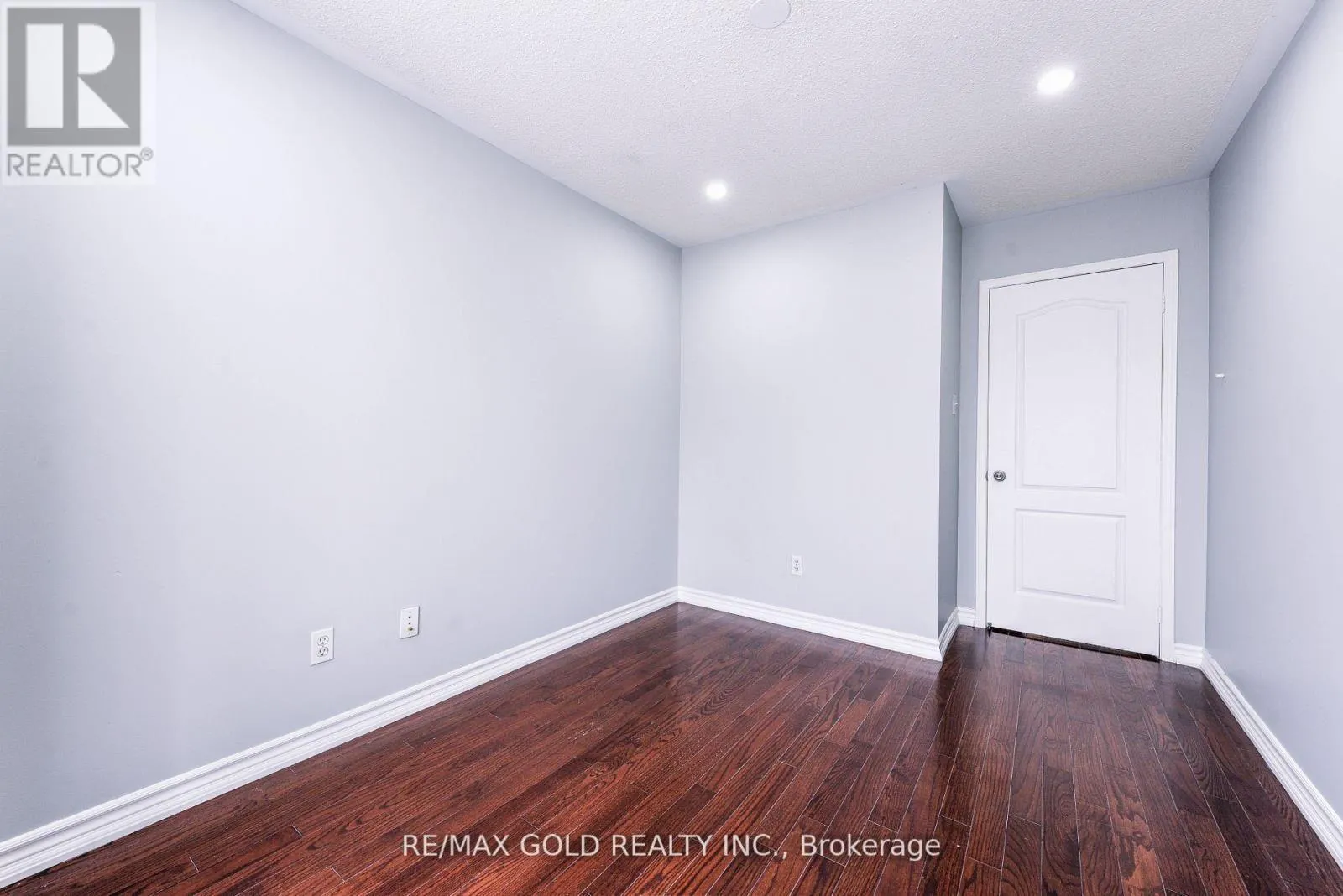 92 PENBRIDGE CIRCLE