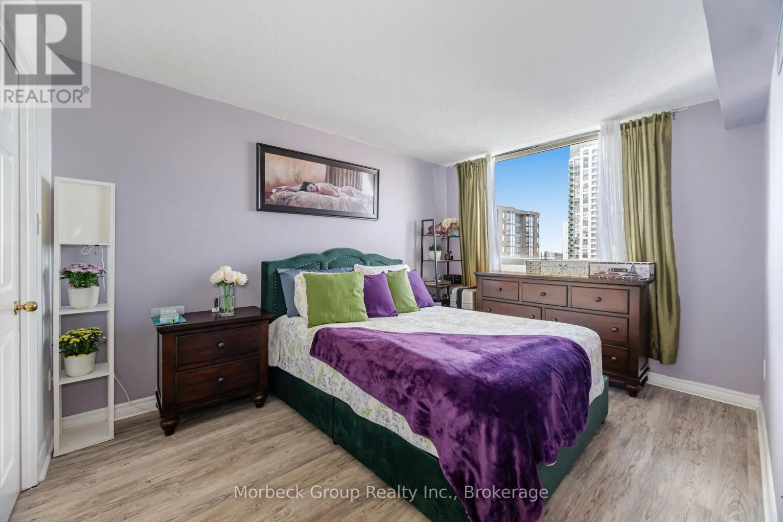 1901 - 285 ENFIELD PLACE, #1901
