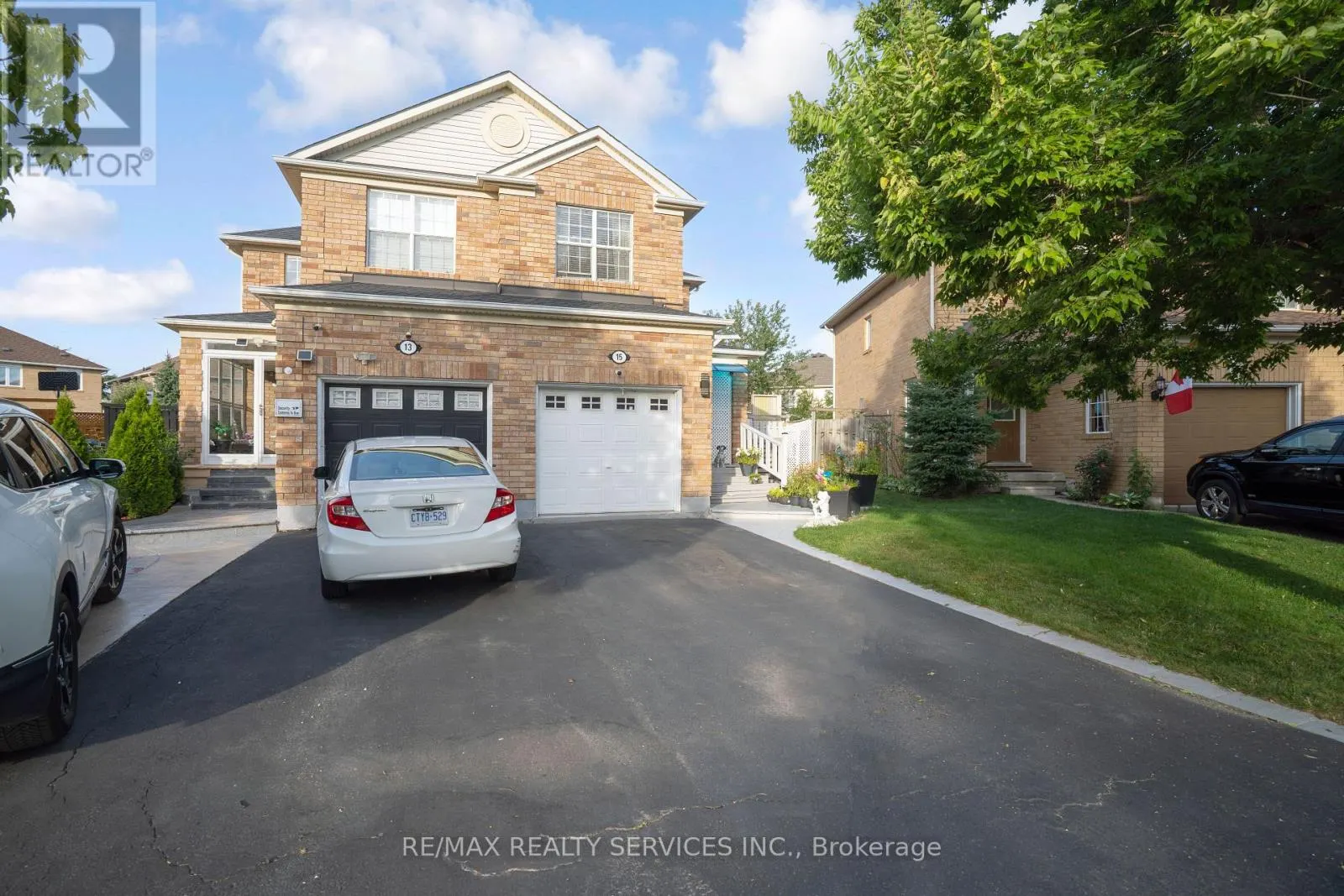 15 DUNLOP COURT