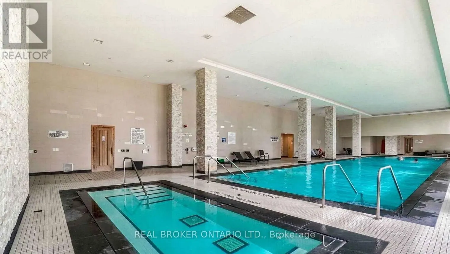 1604 - 2220 LAKE SHORE BOULEVARD W