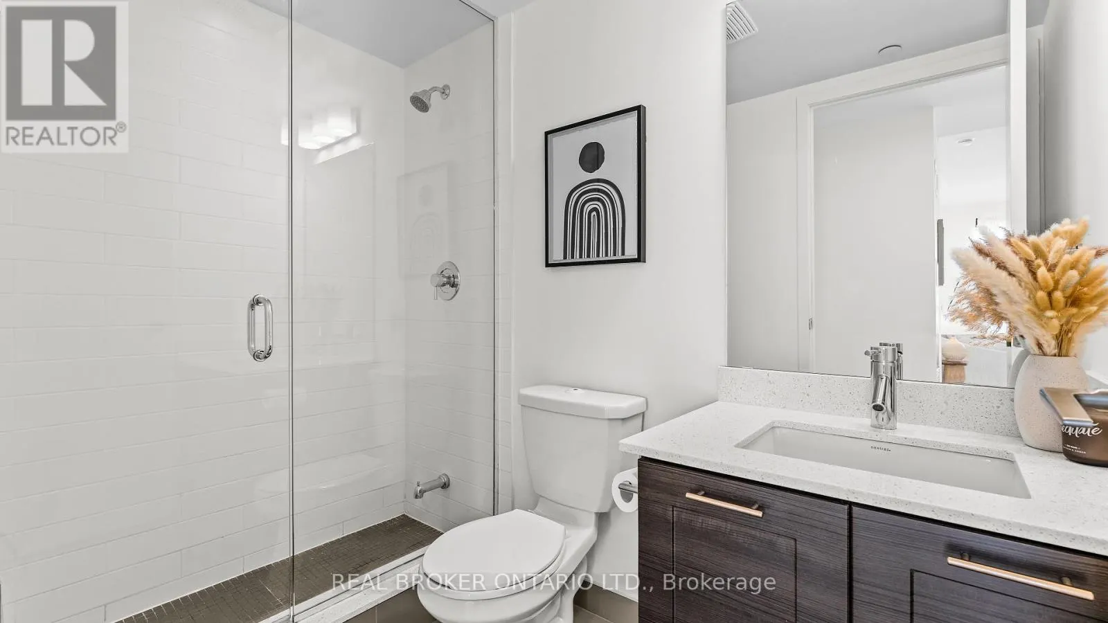 1604 - 2220 LAKE SHORE BOULEVARD W
