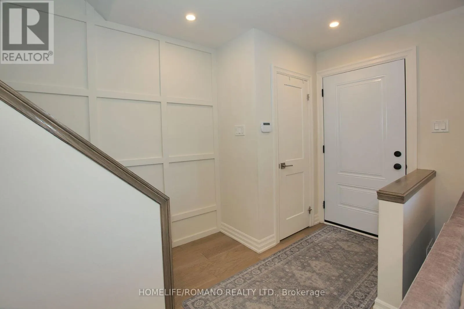 72 DEVERELL CRESCENT