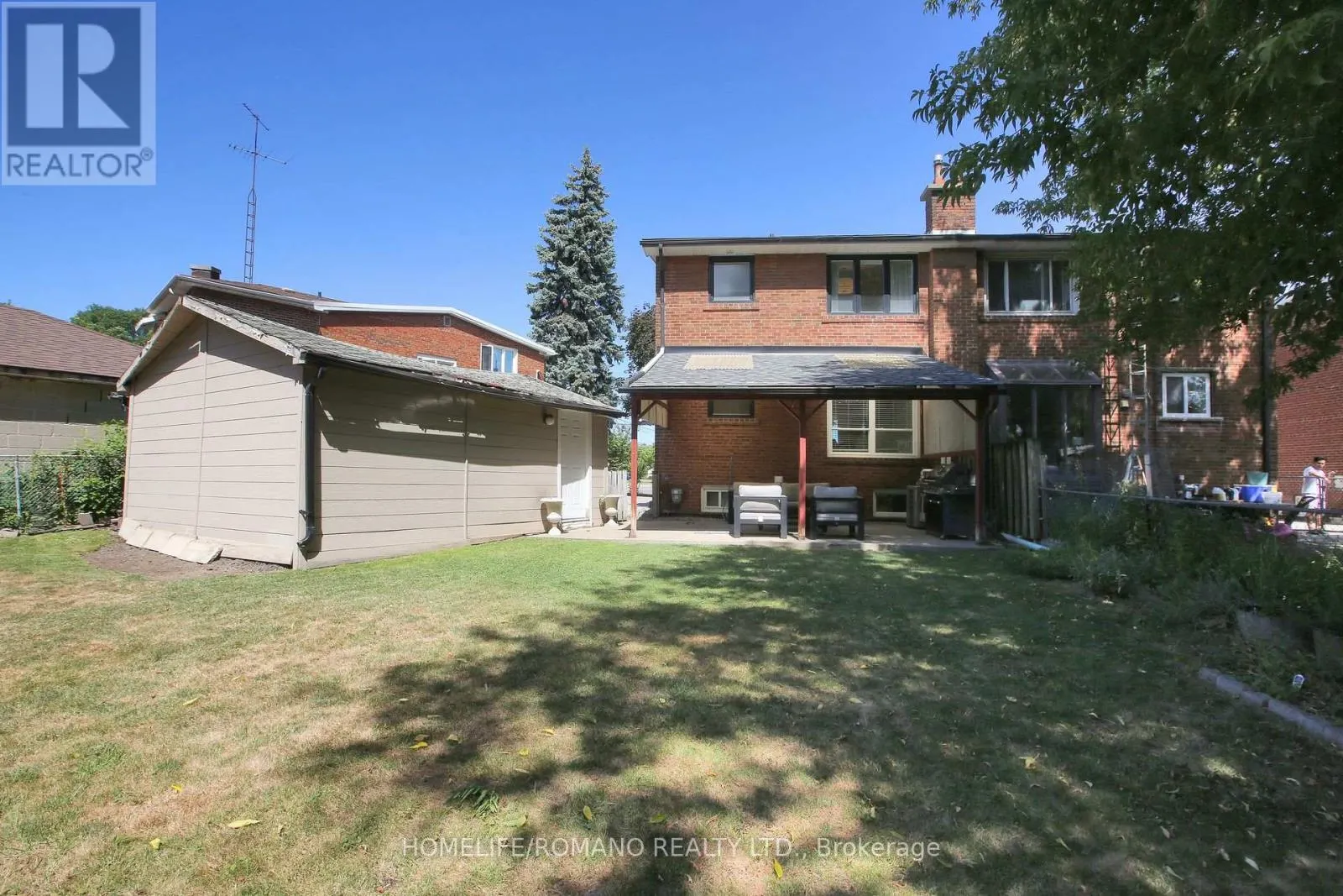 72 DEVERELL CRESCENT