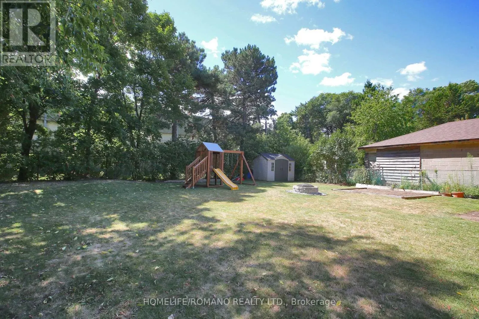 72 DEVERELL CRESCENT