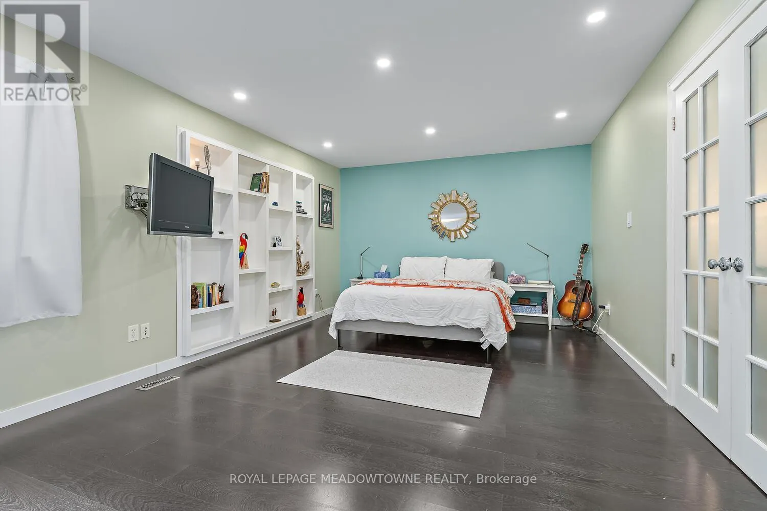 6963 PAMPLONA MEWS