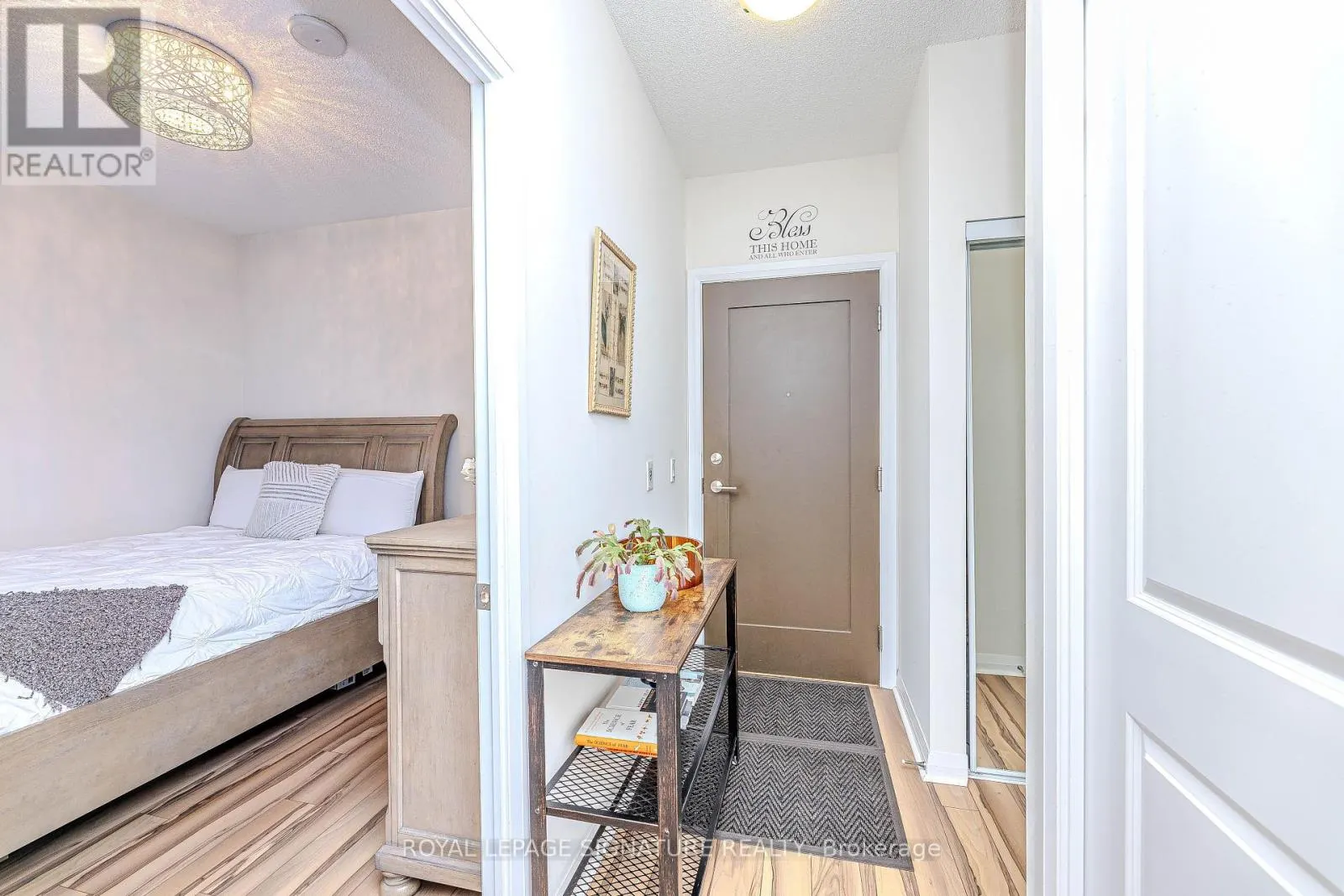 408 - 55 EGLINTON AVENUE W
