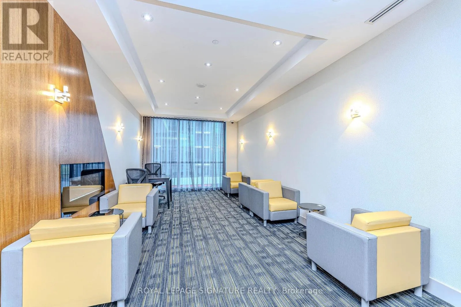 408 - 55 EGLINTON AVENUE W