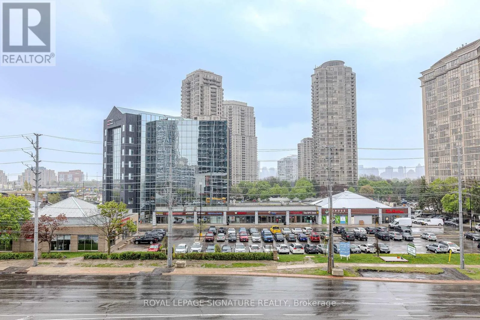 408 - 55 EGLINTON AVENUE W